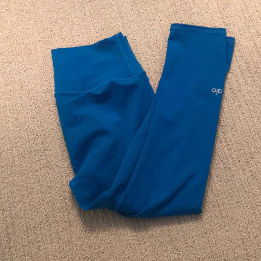 M Alo Yoga Leggings